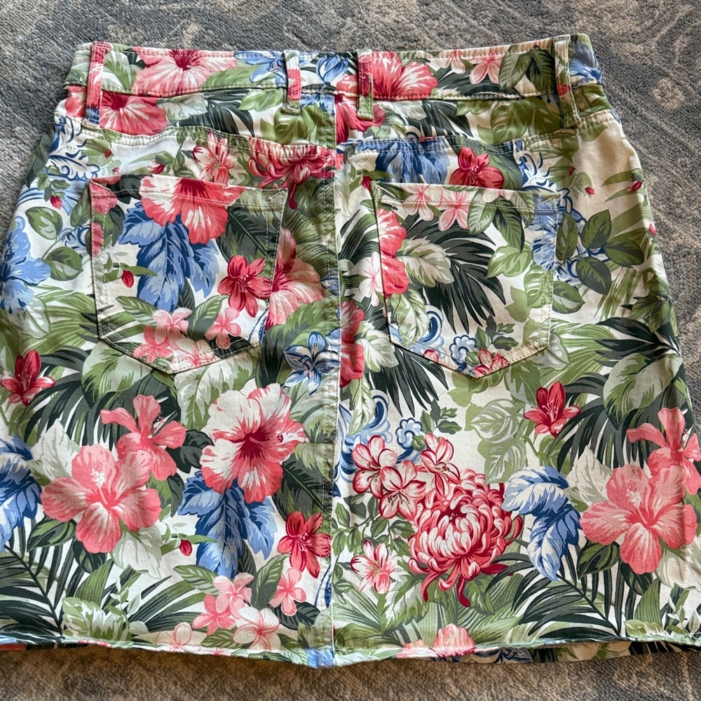 Tommy Bahama Tropical Floral Mini Skirt - Boracay beach SW920700 - Picture 5 of 10